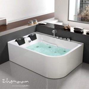 ماساژ پا در جکوزی